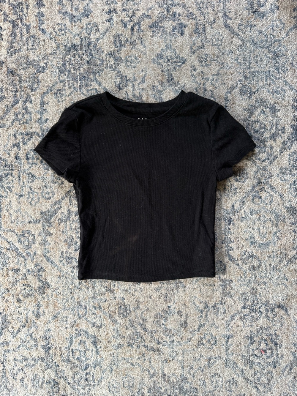 Gap Black Ribbed Tee